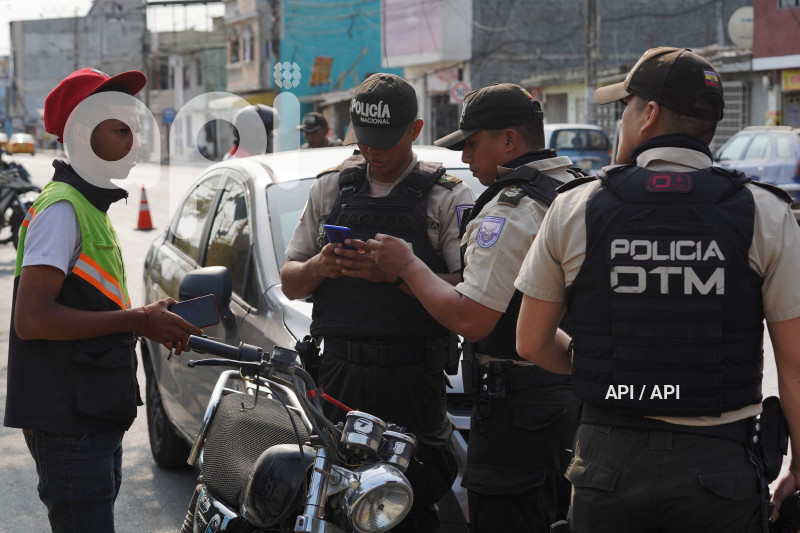 GYE-OPERATIVO POLICIA DURAN
