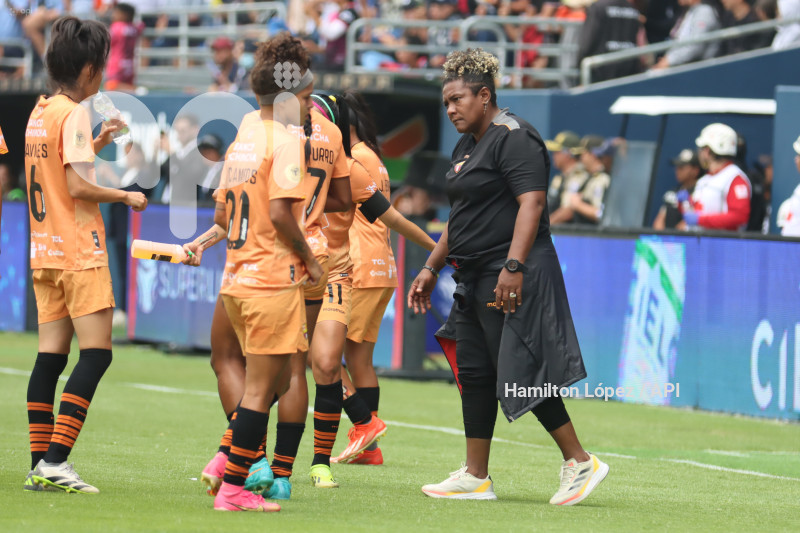 FBL-FINAL-FEMENINA-DRAGONAS-IDV-BARCELONA