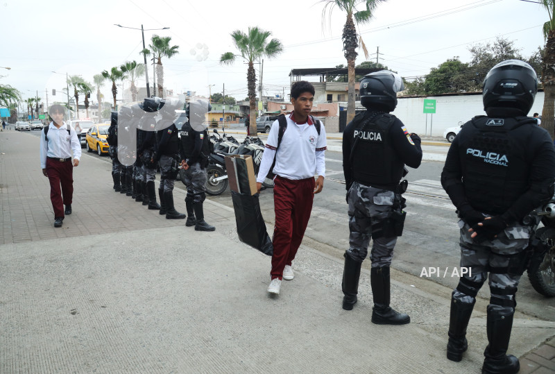 GYE-AMENAZA COLEGIO DURAN