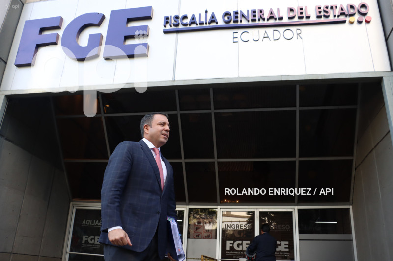 GUILLERMO-CELI-FISCALIA-PUERTO-MANTA