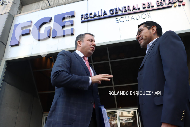 GUILLERMO-CELI-FISCALIA-PUERTO-MANTA