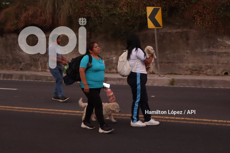 UIO-INCENDIO-SIMÓN-BOLÍVAR