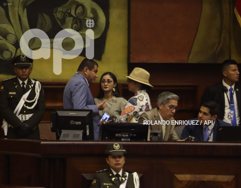 PLENO-ASAMBLEA-VERONICA-ABAD