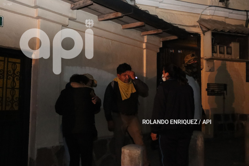 INCENDIO-QUITO-GUAPULO