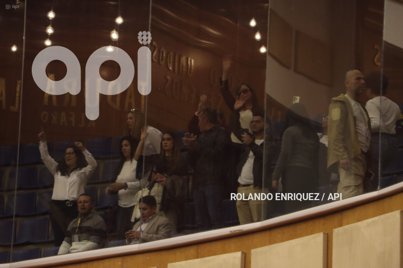 PLENO-ASAMBLEA-VERONICA-ABAD