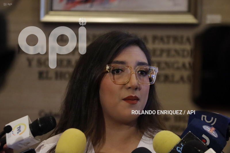 PLENO-ASAMBLEA-VERONICA-ABAD