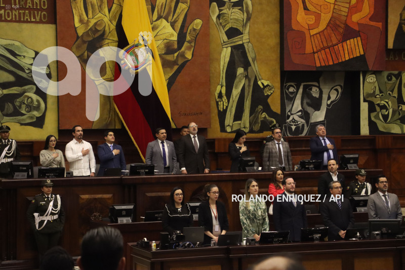 PLENO-ASAMBLEA-VERONICA-ABAD