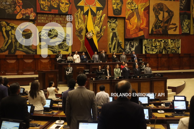 PLENO-ASAMBLEA-VERONICA-ABAD