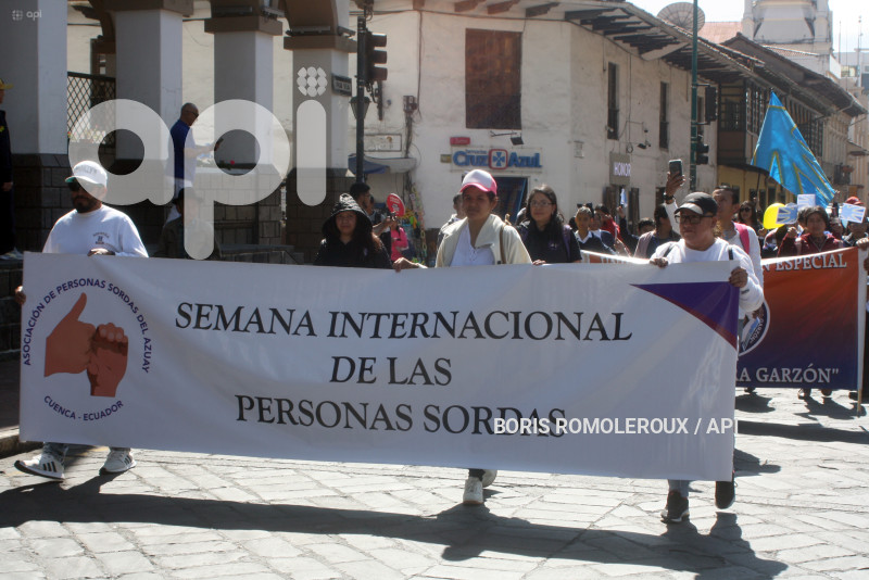CUENCA-SEMANA INTERNACIONAL-PERSONAS SORDAS