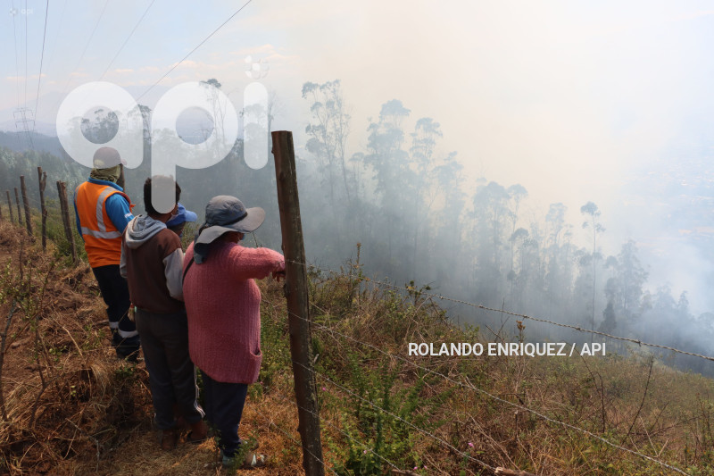 INCENDIO-CERRO-AUQUI