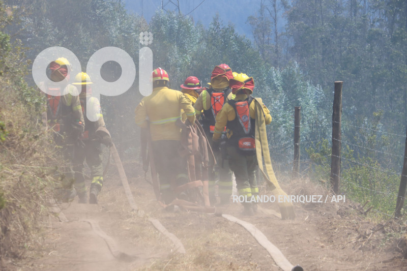 INCENDIO-CERRO-AUQUI