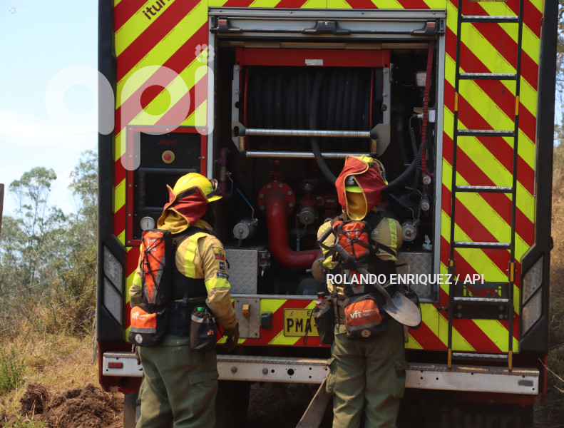 INCENDIO-CERRO-AUQUI