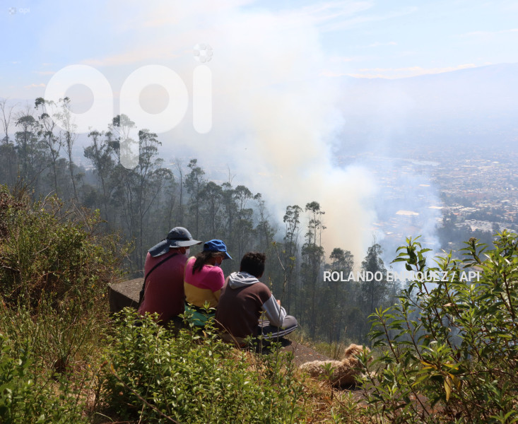 INCENDIO-CERRO-AUQUI