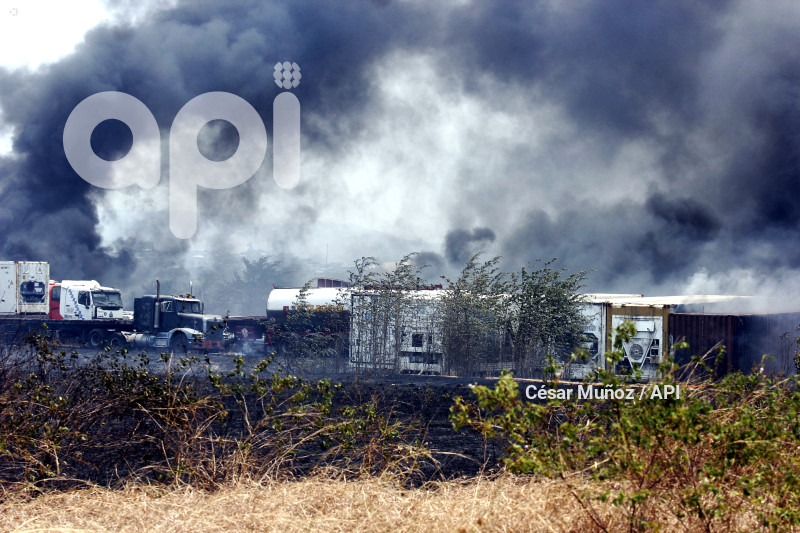 GYE-INCENDIO SAMANES
