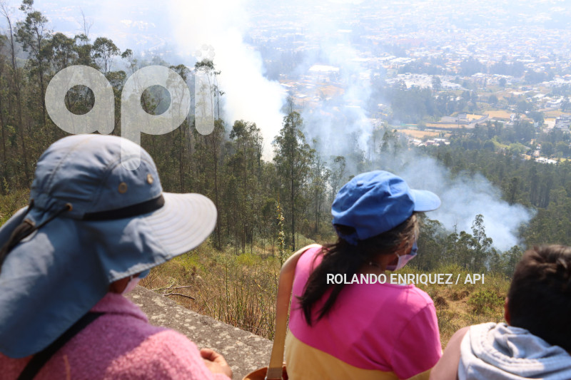 INCENDIO-CERRO-AUQUI