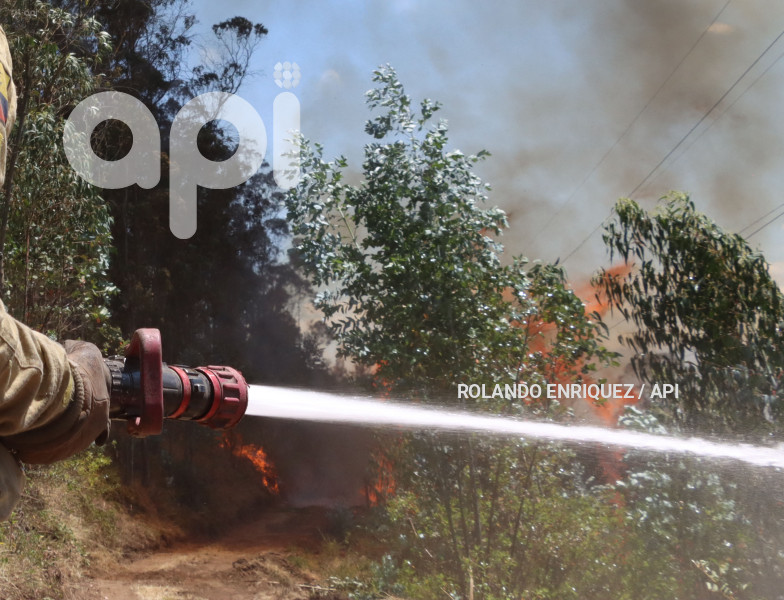 INCENDIO-CERRO-AUQUI