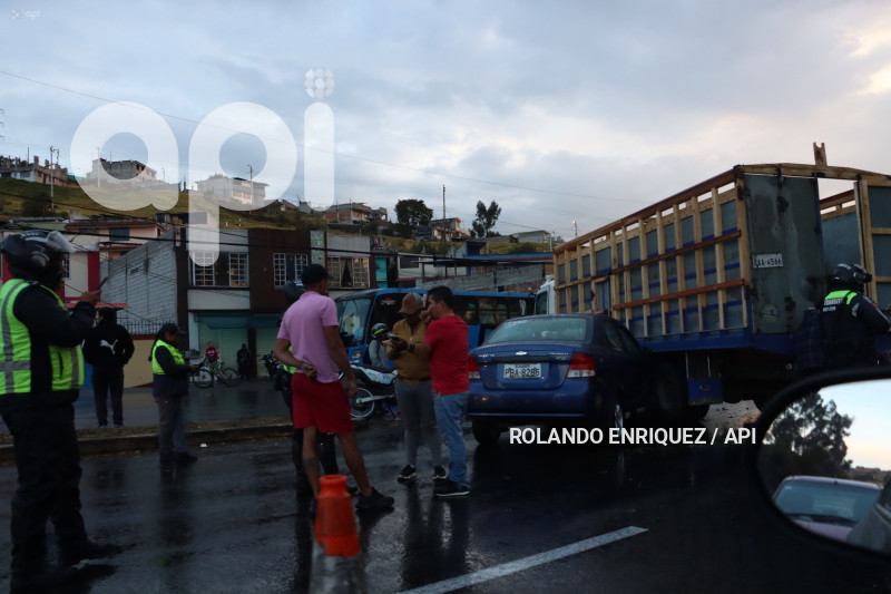 LLUVIAS-QUITO