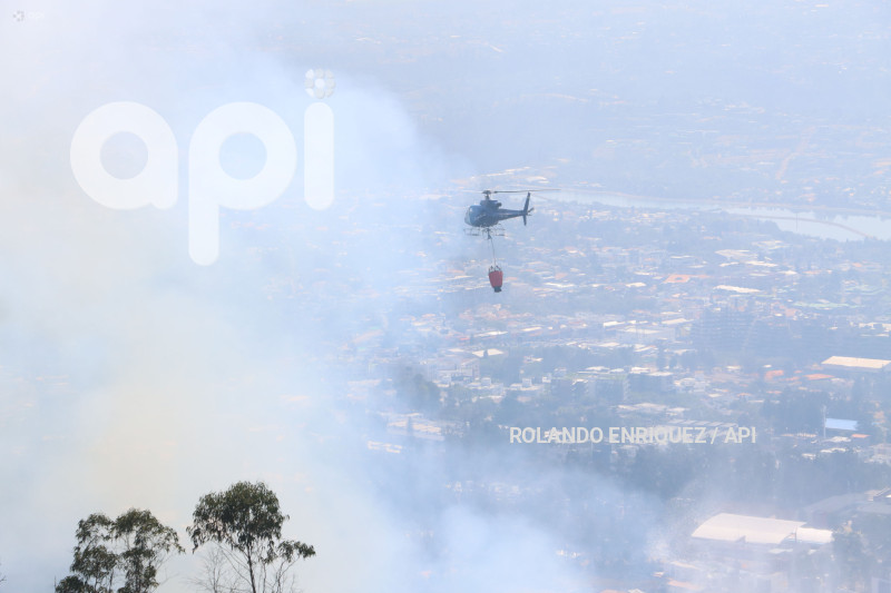 INCENDIO-CERRO-AUQUI