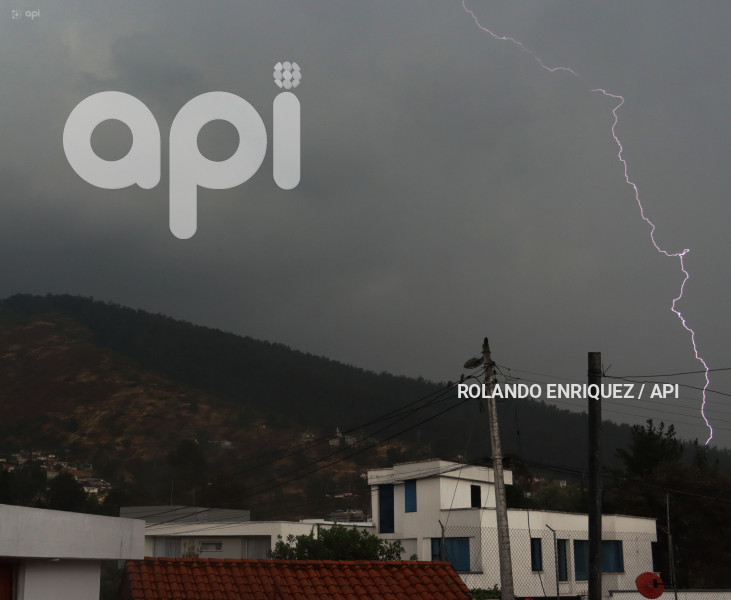 LLUVIA-ILALO