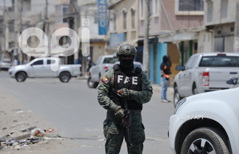 GYE-OPERATIVO FAE-POLICIA DURAN