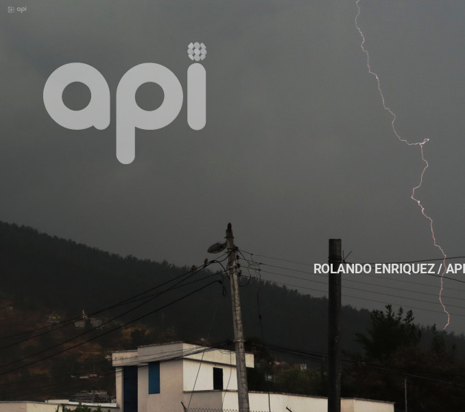 LLUVIA-ILALO