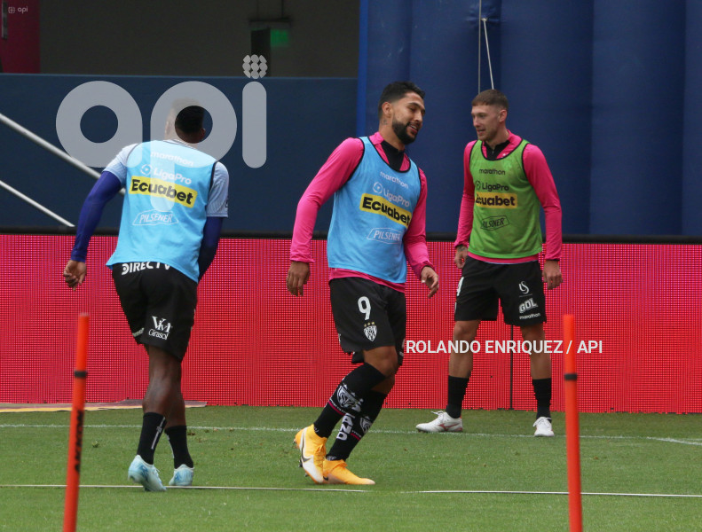 FBL-LIGAPRO-ECUABET-INDEPENDIENTE-VALLE-CATOLICA
