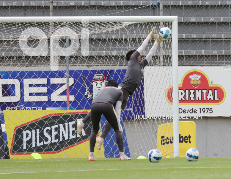 FBL-LIGAPRO-ECUABET-AUCAS-CUENCA