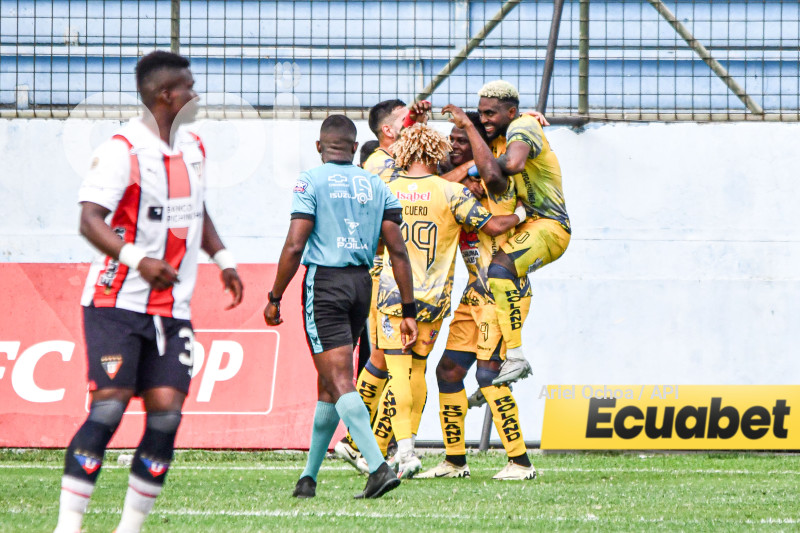 FBL-LIGAPRO-DELFIN-LIGA QUITO