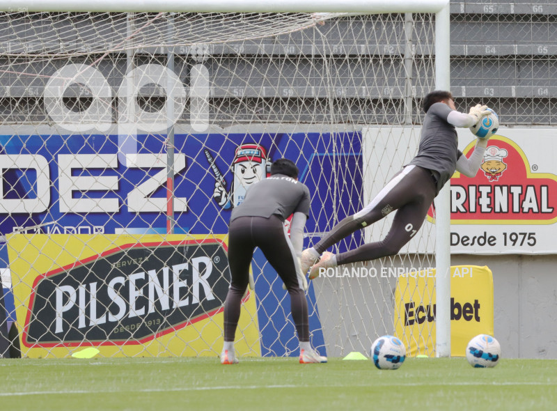 FBL-LIGAPRO-ECUABET-AUCAS-CUENCA