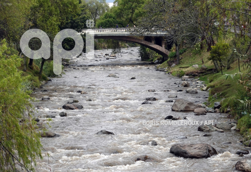 CUENCA-RIO TOMEBAMBA