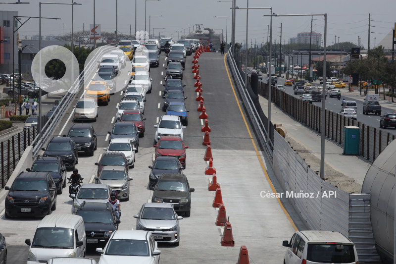 GYE-INAUGURACION PUENTE