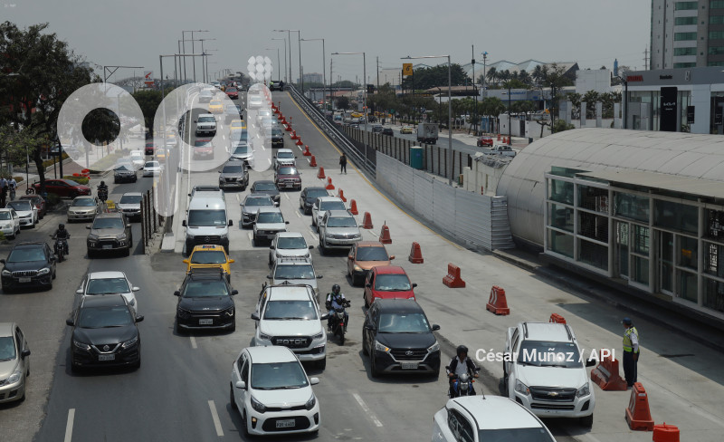 GYE-INAUGURACION PUENTE