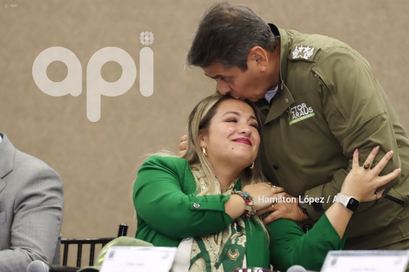 UIO-INSCRIPCIÓN-PRESIDENCIAL-ARAUS-CARRERA