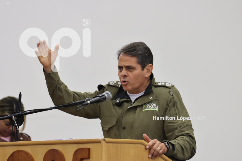 UIO-INSCRIPCIÓN-PRESIDENCIAL-ARAUS-CARRERA