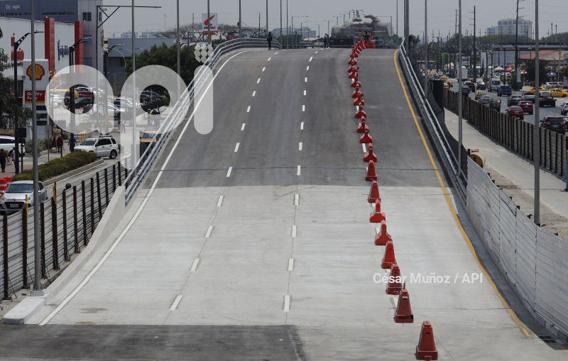GYE-INAUGURACION PUENTE