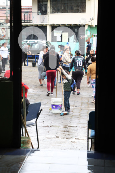 LIMPIEZA-INUNDACIONES-SUR-QUITO