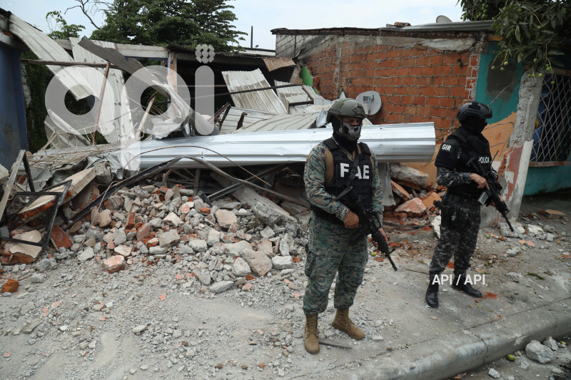 GYE-DESTRUCCION CASAS SECUESTROS