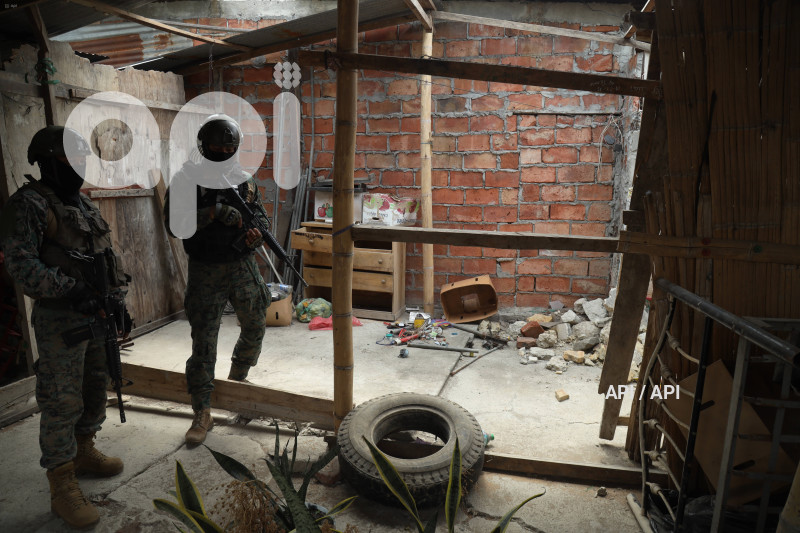 GYE-DESTRUCCION CASAS SECUESTROS