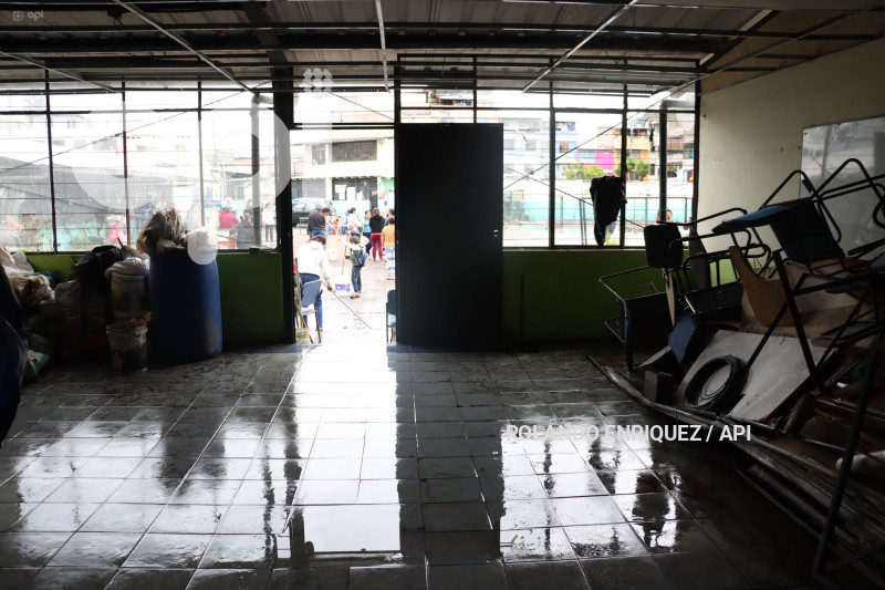 LIMPIEZA-INUNDACIONES-SUR-QUITO