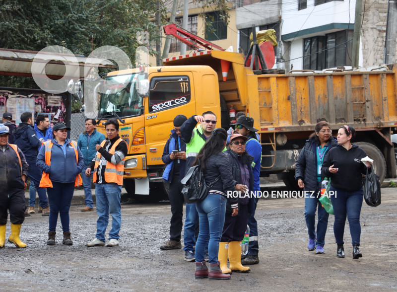 LIMPIEZA-INUNDACIONES-SUR-QUITO