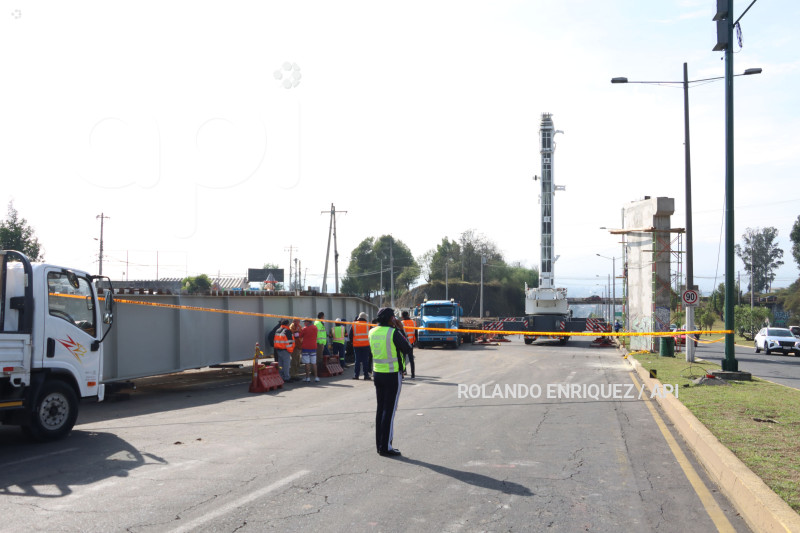 INTERCAMBIADOR-PUENTE-8-AUTOPISTA-RUMINAHUI