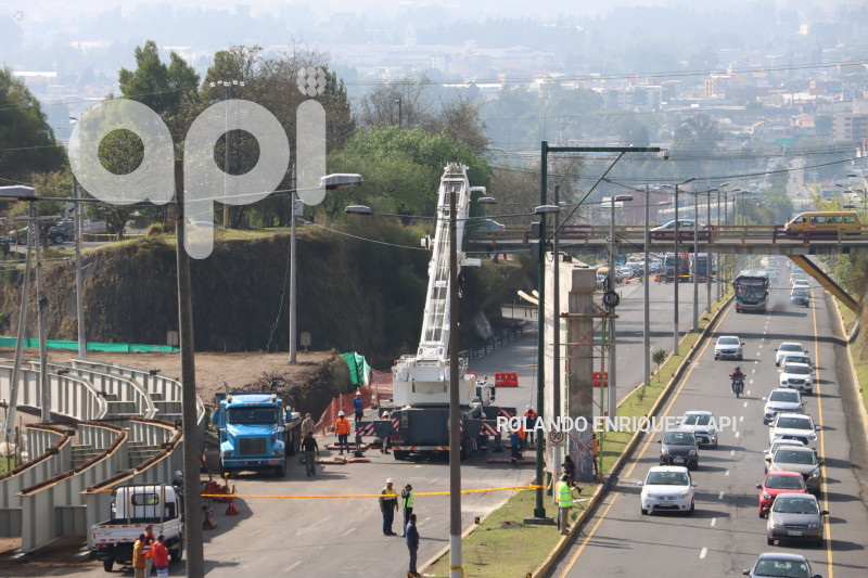 INTERCAMBIADOR-PUENTE-8-AUTOPISTA-RUMINAHUI