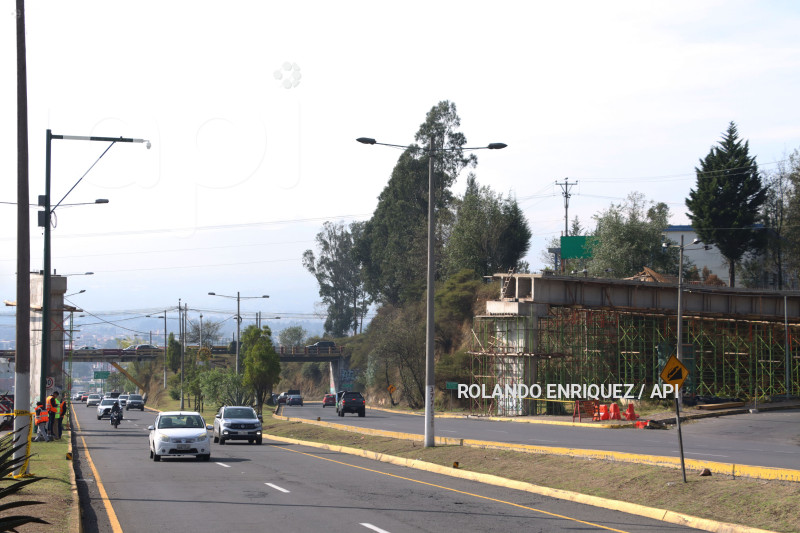INTERCAMBIADOR-PUENTE-8-AUTOPISTA-RUMINAHUI