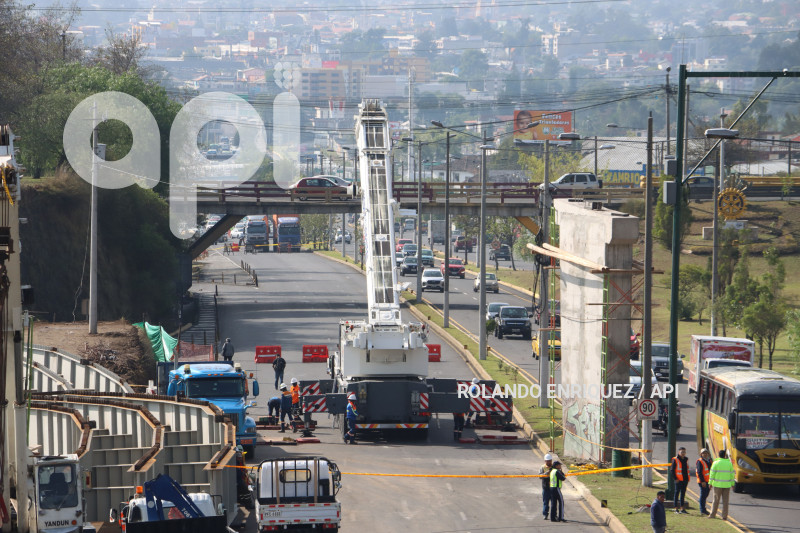 INTERCAMBIADOR-PUENTE-8-AUTOPISTA-RUMINAHUI