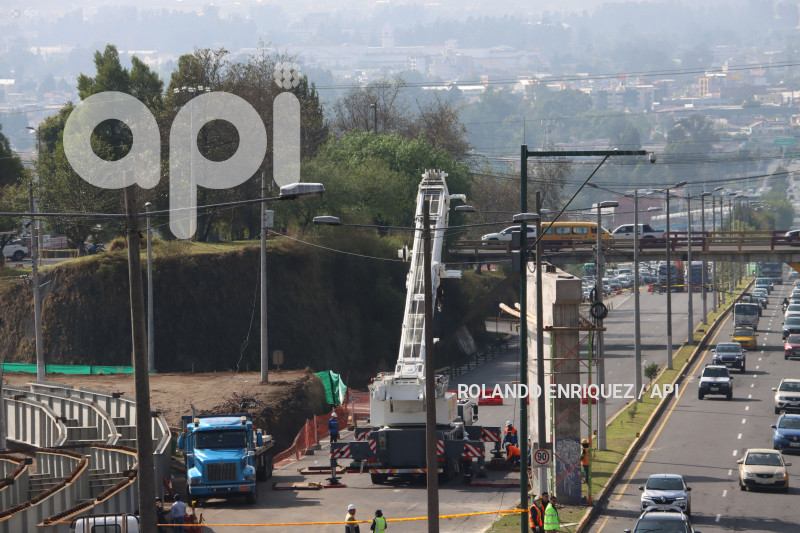 INTERCAMBIADOR-PUENTE-8-AUTOPISTA-RUMINAHUI