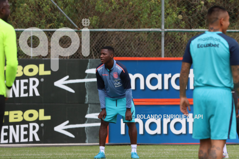 ENTRENAMIENTO-SELECCION-ECUATORIANA