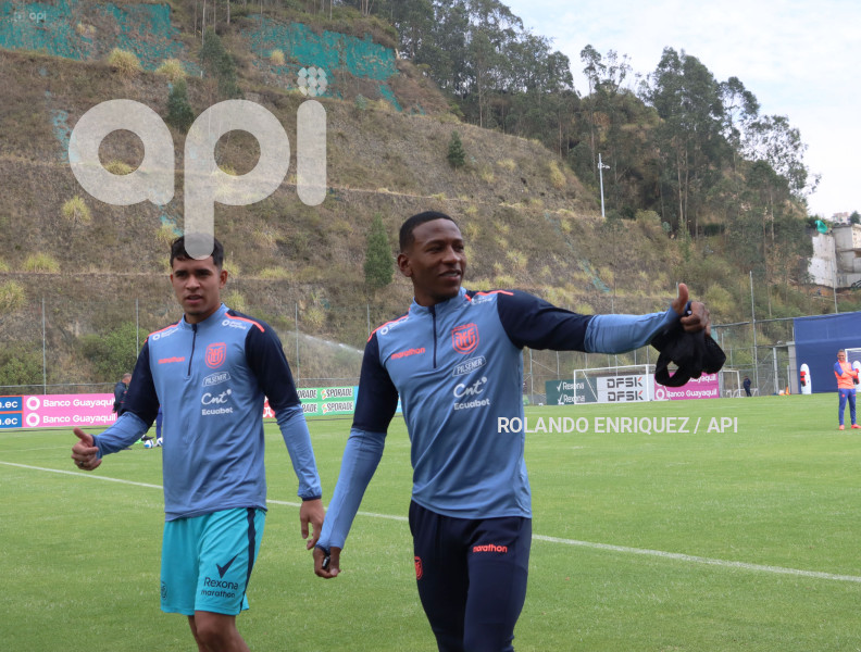 ENTRENAMIENTO-SELECCION-ECUATORIANA