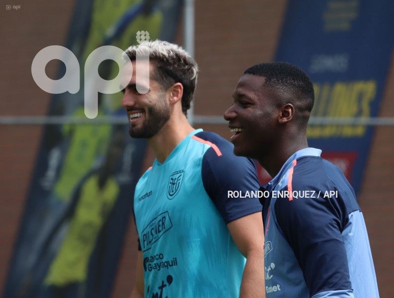 ENTRENAMIENTO-SELECCION-ECUATORIANA