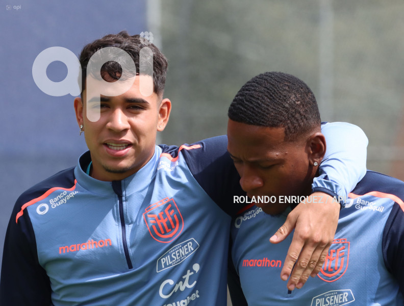 ENTRENAMIENTO-SELECCION-ECUATORIANA