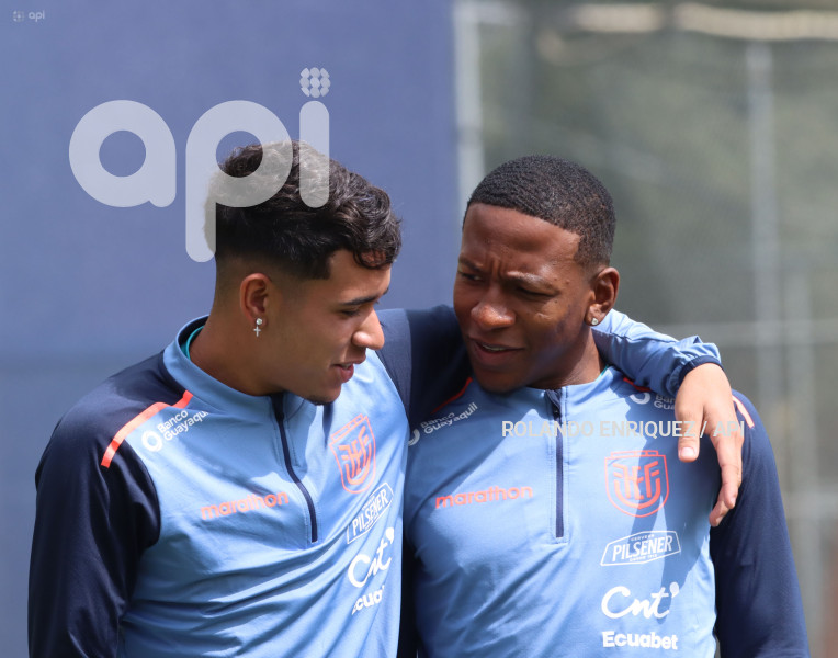 ENTRENAMIENTO-SELECCION-ECUATORIANA